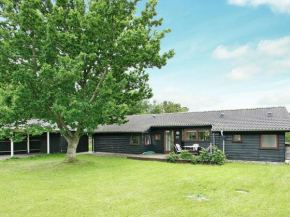 Three-Bedroom Holiday home in Sæby 15